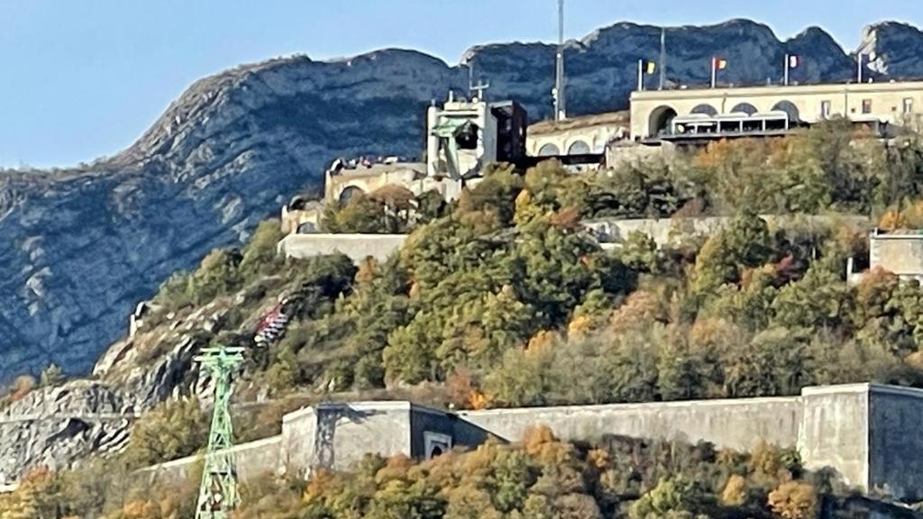 Cosy And Calm In Grenoble City Heart With Free And Large Parking Q-Park Chavant Extérieur photo