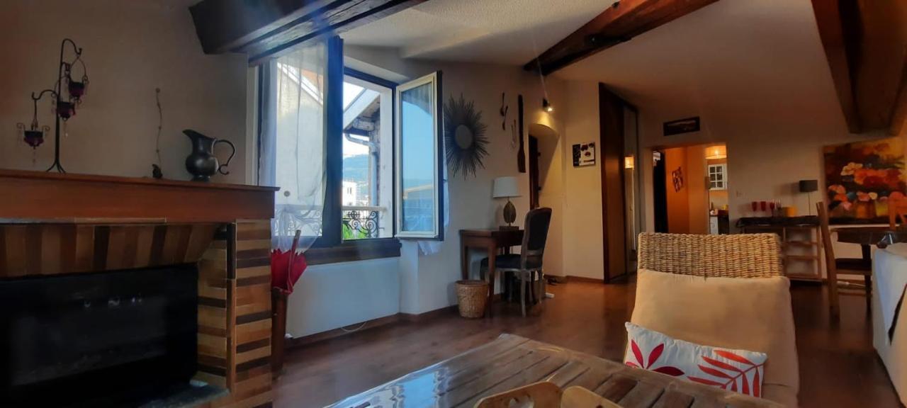 Cosy And Calm In Grenoble City Heart With Free And Large Parking Q-Park Chavant Extérieur photo